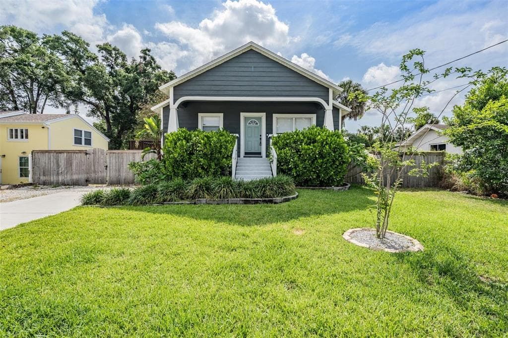 4205 N SUWANEE AVENUE TAMPA, FL 33603