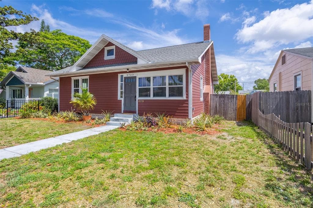 2723 8TH AVENUE N ST PETERSBURG, FL 33713