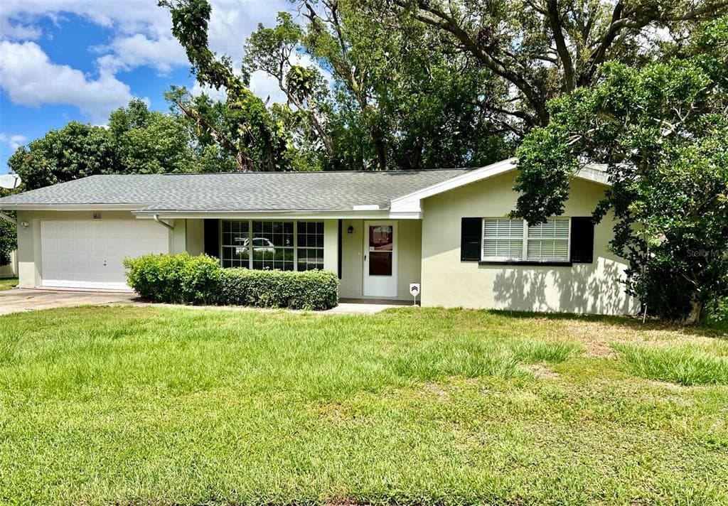 1611 SIERRA CIRCLE CLEARWATER, FL 33764