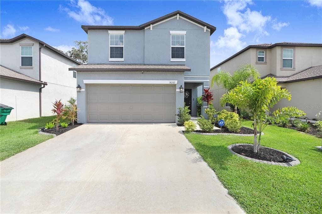 36312 GARDEN WALL WAY ZEPHYRHILLS, FL 33541