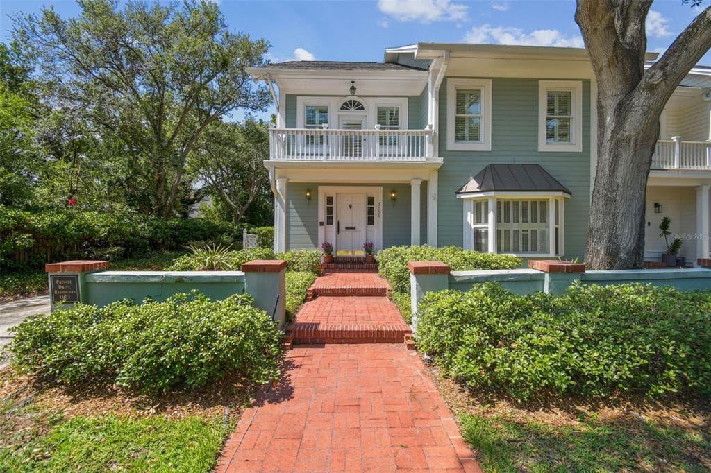3105 W SAN ISIDRO STREET TAMPA, FL 33629