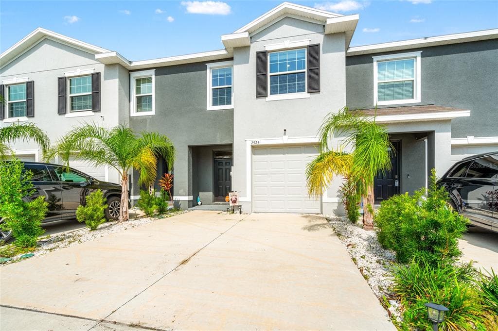 2925 EVERGREEN ELM PASS WESLEY CHAPEL, FL 33543