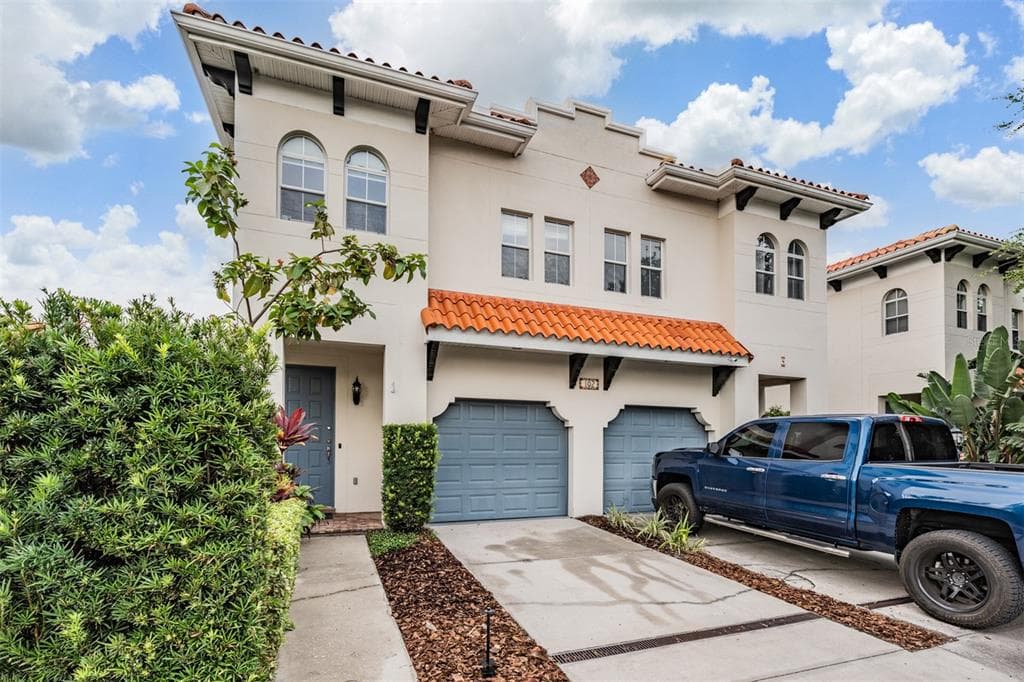102 S MOODY AVENUE UNIT 1