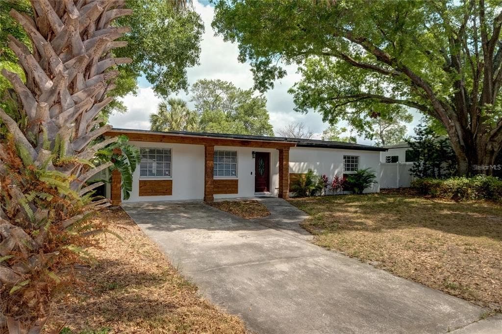 4019 W WATERMAN AVENUE TAMPA, FL 33609
