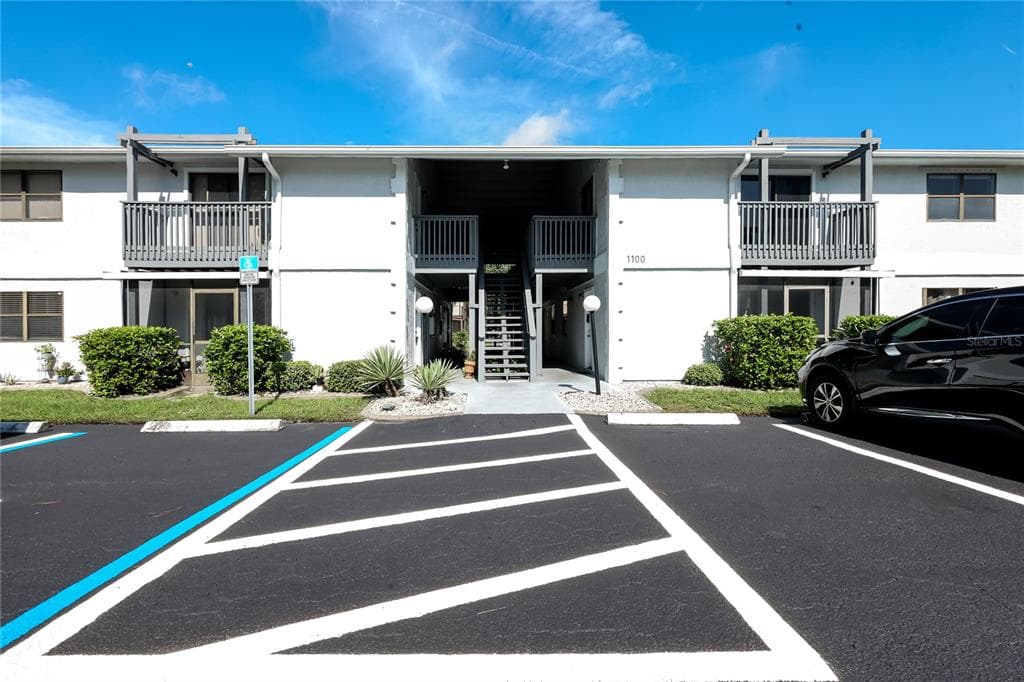 22441 WESTCHESTER BOULEVARD UNIT 1100F PUNTA GORDA, FL 33980