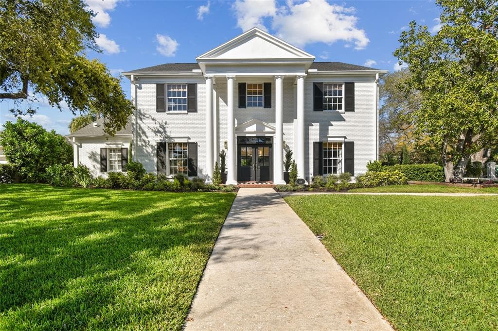 1114 CULBREATH ISLES DRIVE