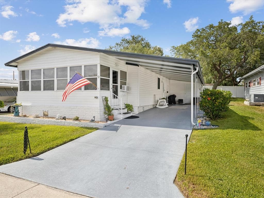 39820 US HIGHWAY 19 N UNIT 9 TARPON SPRINGS, FL 34689