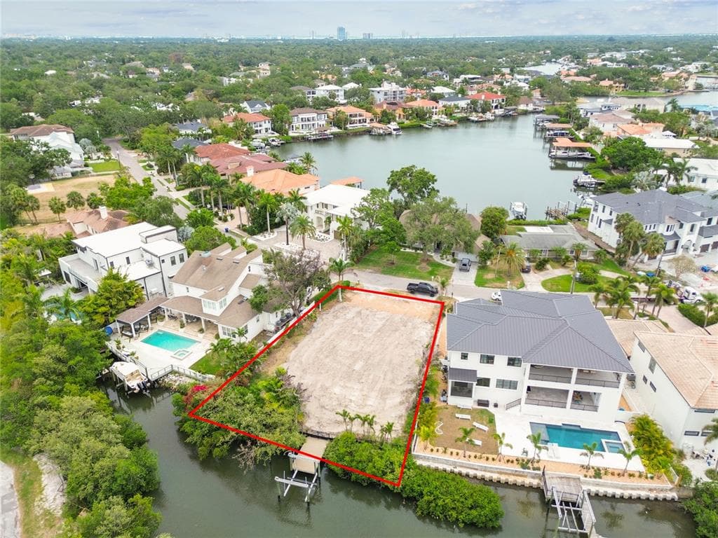 17 W SPANISH MAIN STREET TAMPA, FL 33609