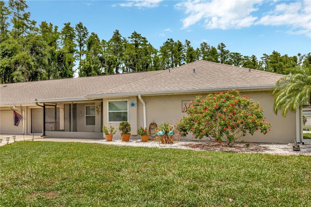 1604 COMFY COURT SUN CITY CENTER, FL 33573