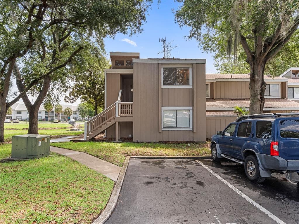 5083 EAGLESMERE DRIVE UNIT A12 ORLANDO, FL 32819