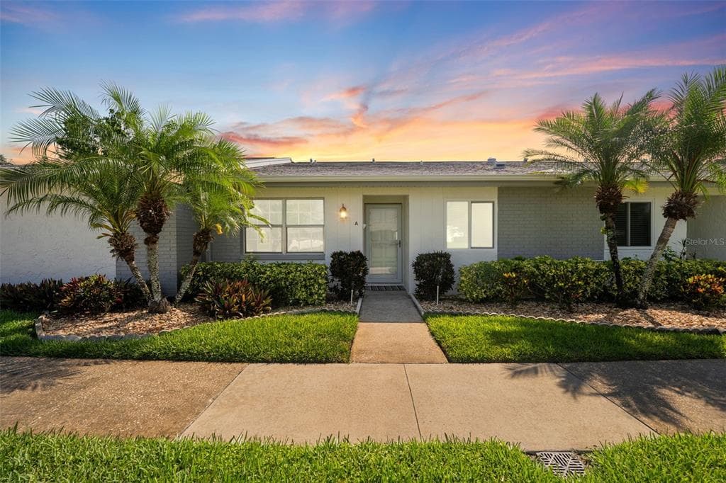 3410 STONEHAVEN COURT E UNIT A PALM HARBOR, FL 34684