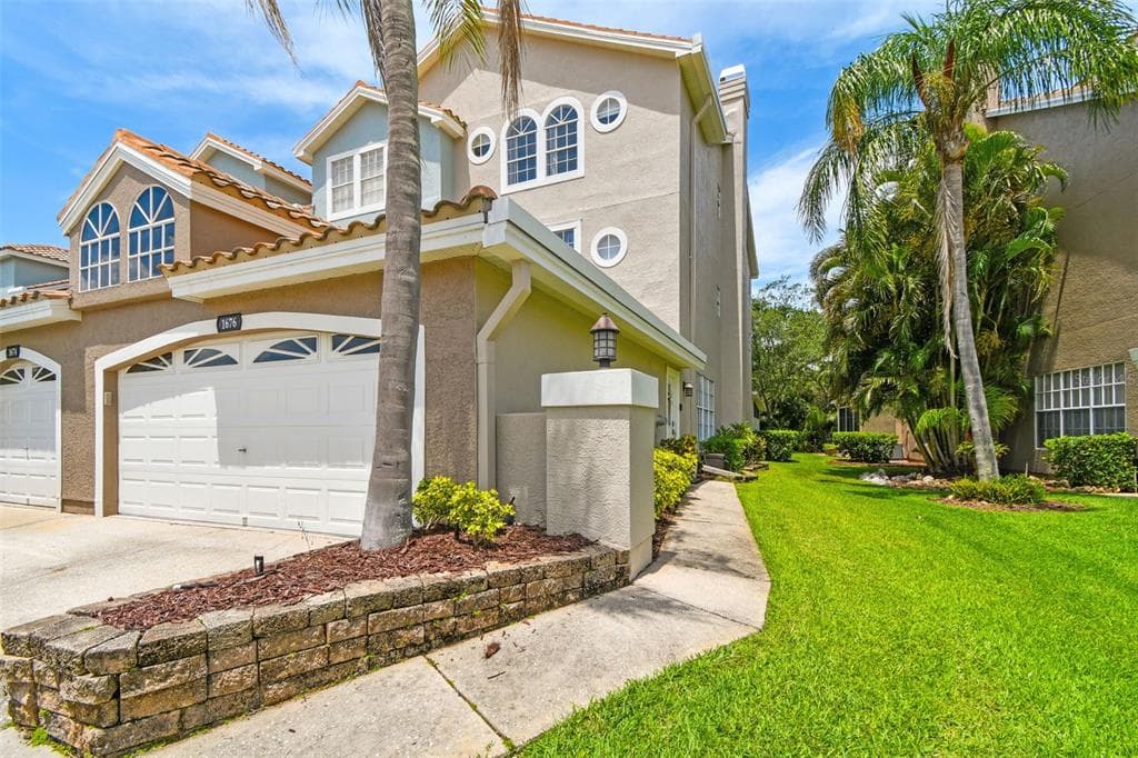 1676 ARABIAN LANE PALM HARBOR, FL 34685