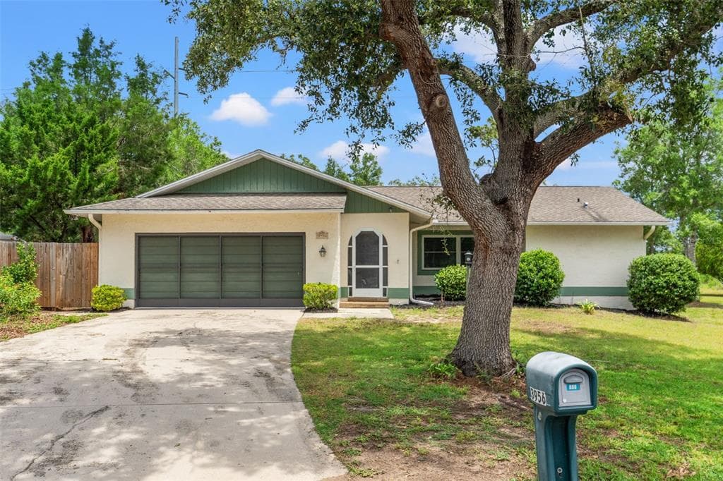 3956 N TAMARISK POINT BEVERLY HILLS, FL 34465
