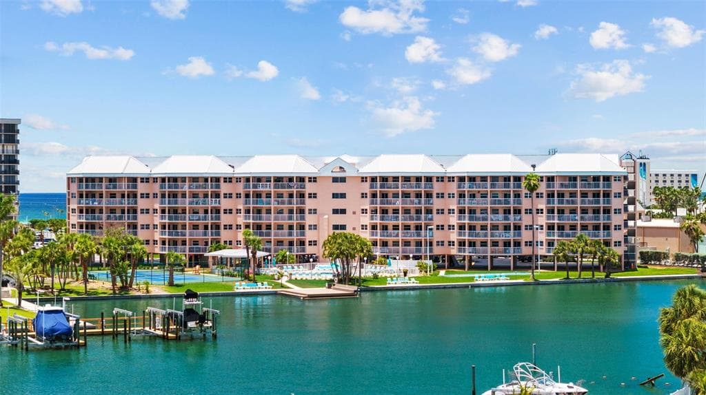 5445 GULF BOULEVARD UNIT 210 ST PETE BEACH, FL 33706