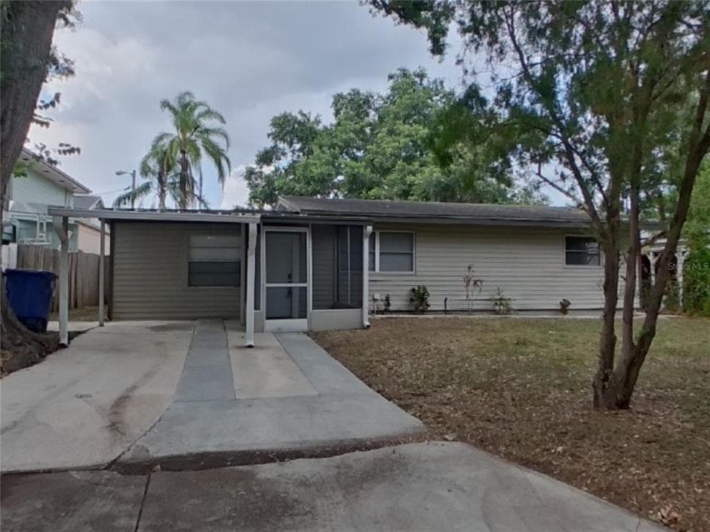 3615 W ROGERS AVENUE TAMPA, FL 33611