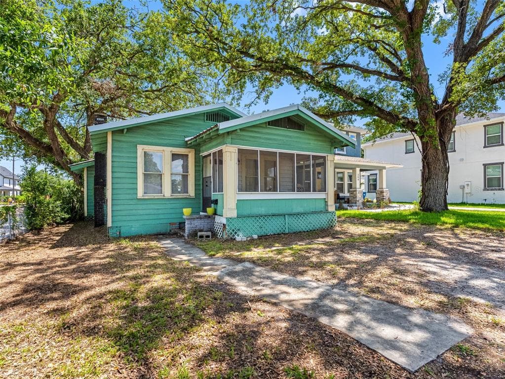 302 W CURTIS STREET TAMPA, FL 33603