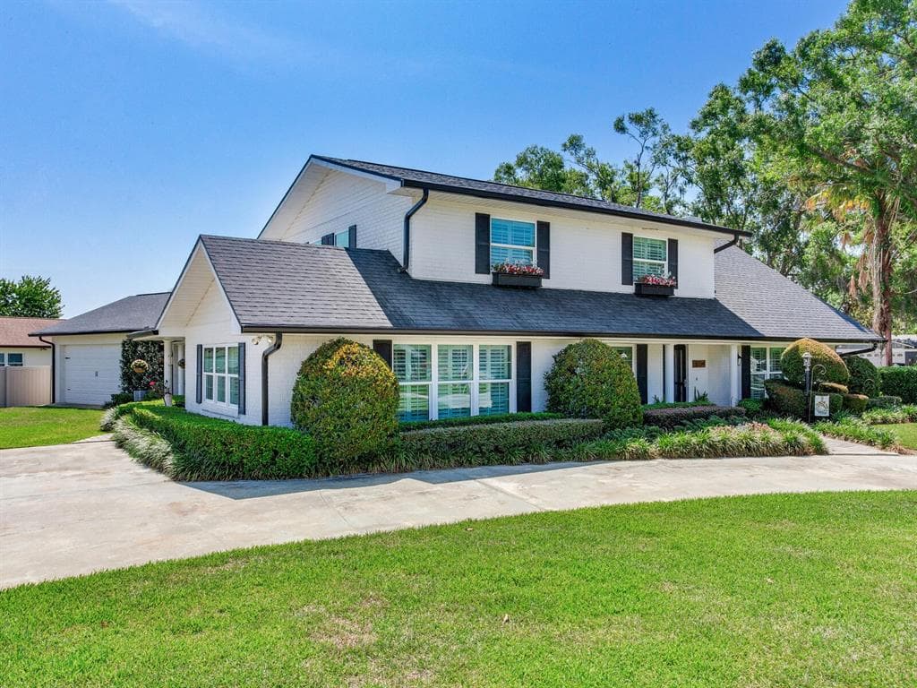 3724 FAWN GROVE COURT LAND O LAKES, FL 34639