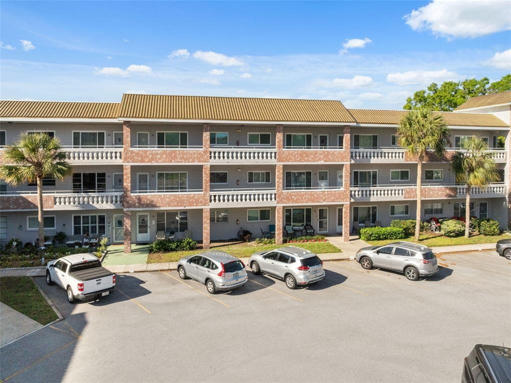 2461 RHODESIAN DRIVE UNIT 47 CLEARWATER, FL 33763