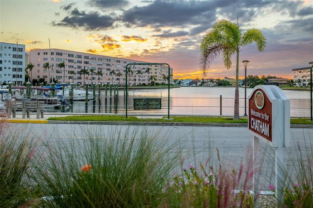3018 59TH STREET S UNIT 209 GULFPORT, FL 33707