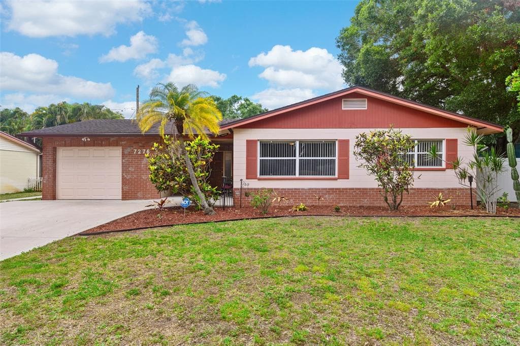 7276 21ST STREET N ST PETERSBURG, FL 33702