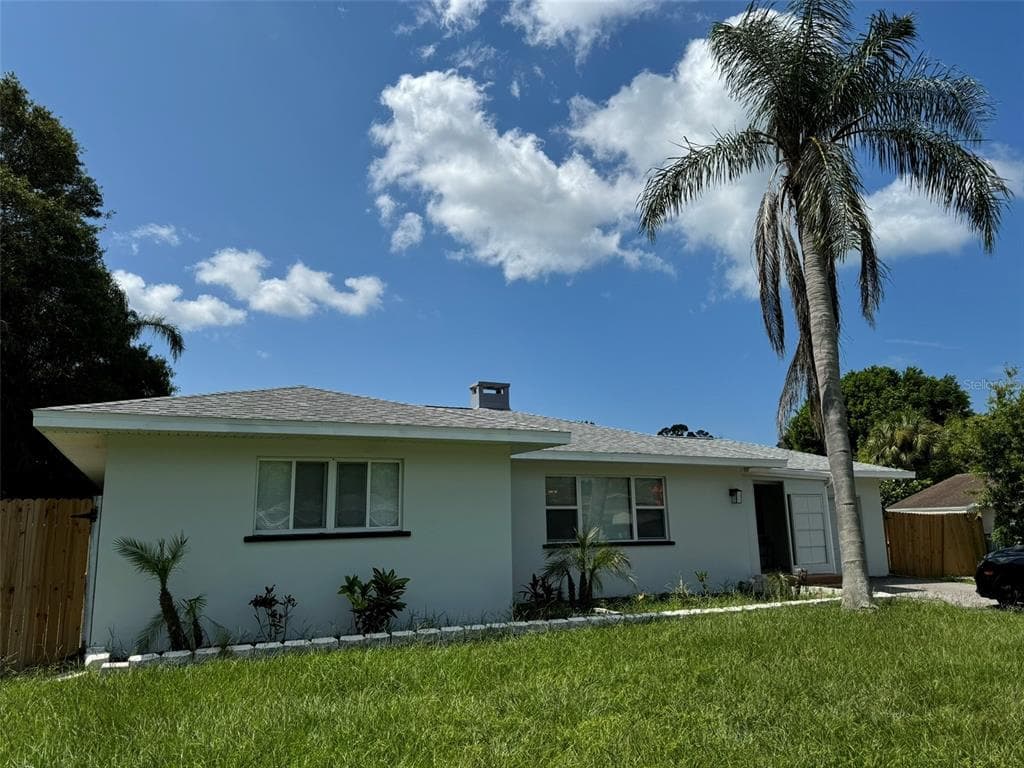 3118 ADRIAN AVENUE LARGO, FL 33774