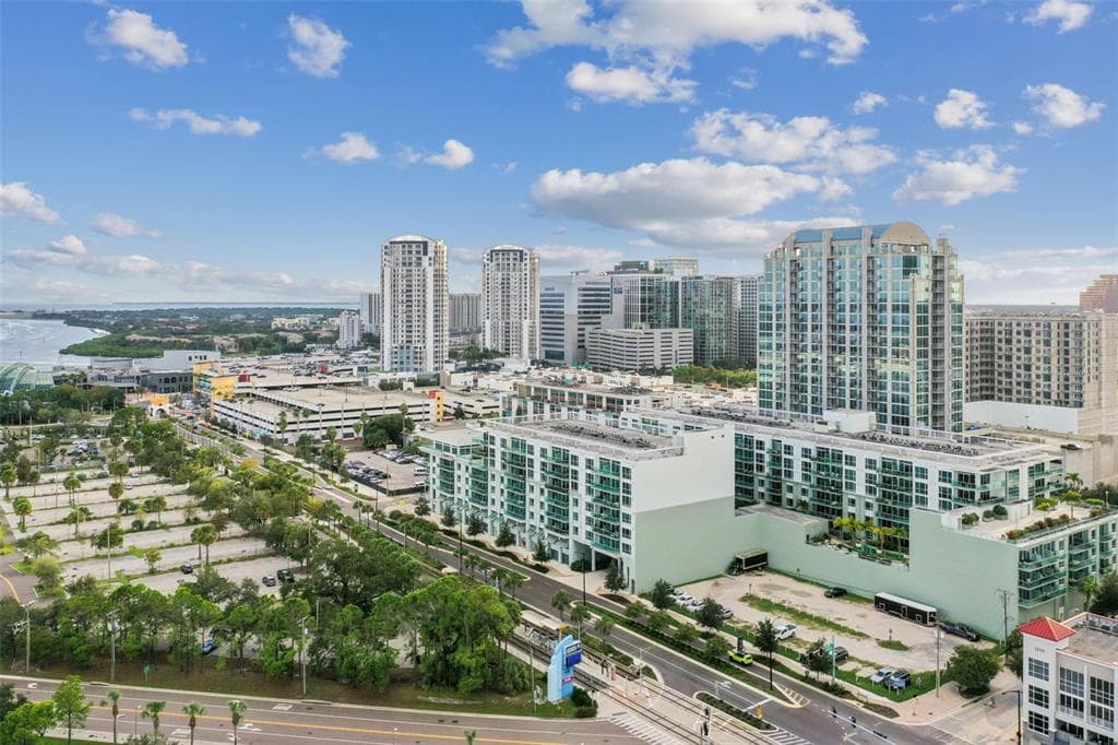 912 CHANNELSIDE DRIVE UNIT 2504 TAMPA, FL 33602