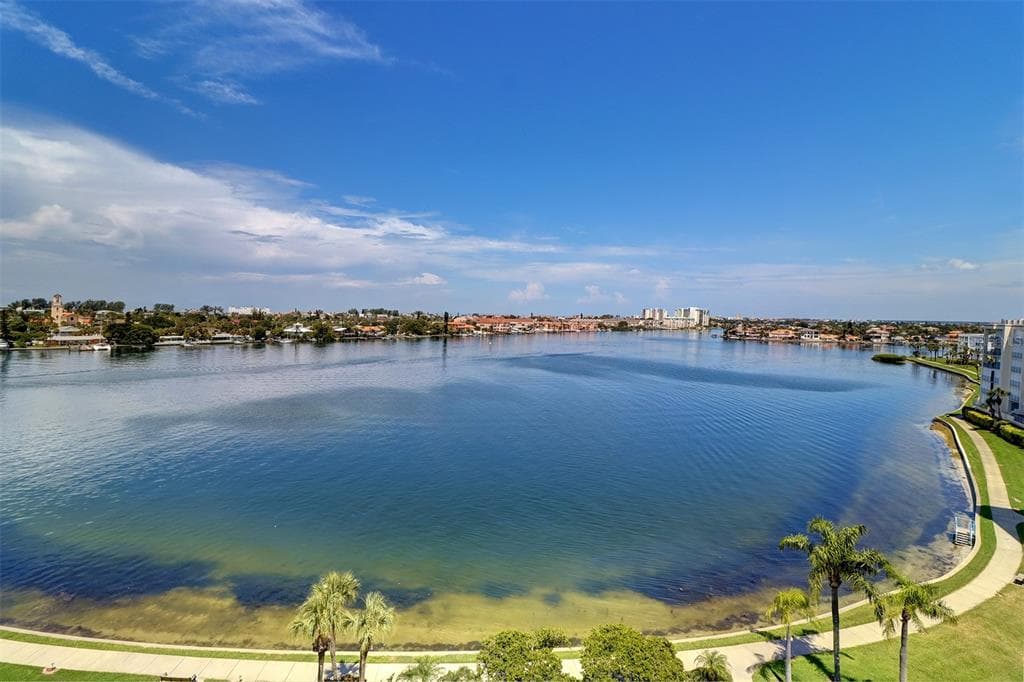 7963 SAILBOAT KEY BOULEVARD S UNIT 502 SOUTH PASADENA, FL 33707