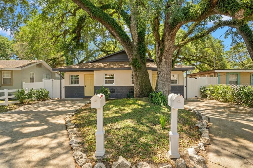 2809 MARCONI STREET TAMPA, FL 33605