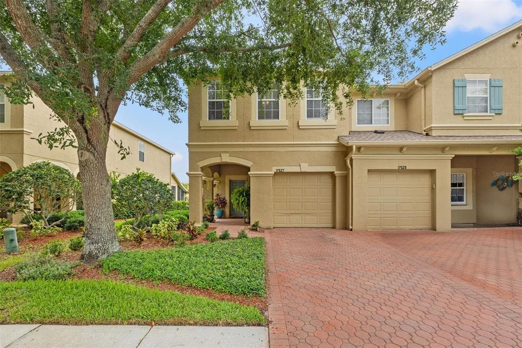 17527 STINCHAR DRIVE LAND O LAKES, FL 34638