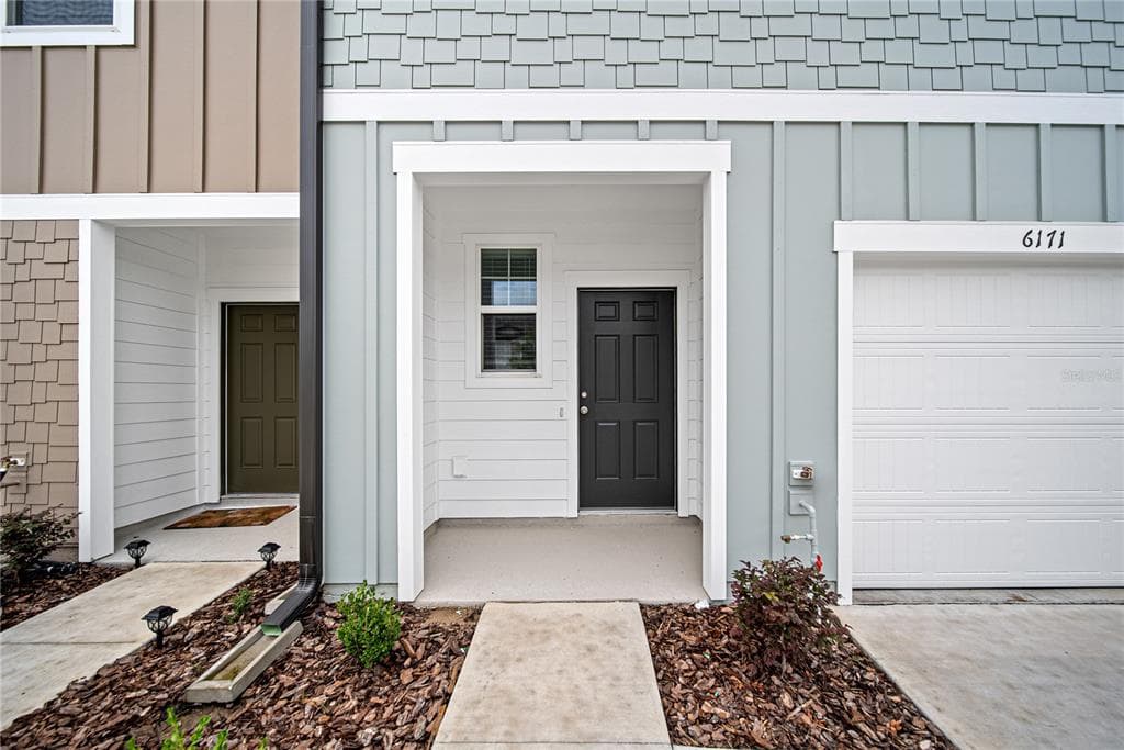 6171 CALLE OCHOA STREET ZEPHYRHILLS, FL 33542