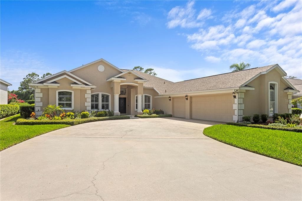 3707 SMOKE HICKORY LANE VALRICO, FL 33596