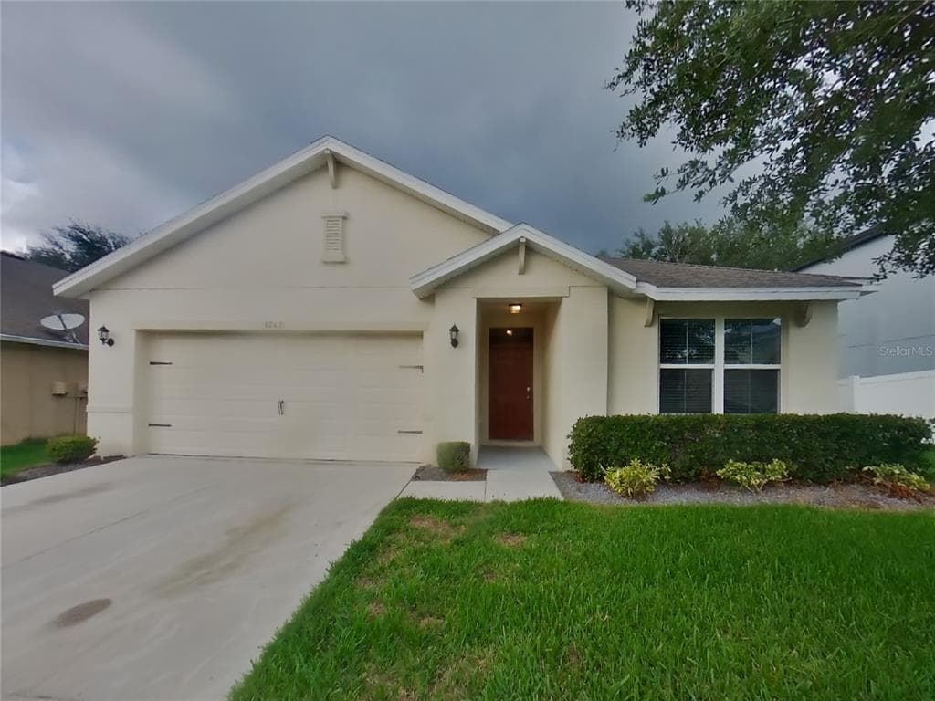 3743 BRAMBLEWOOD LOOP SPRING HILL, FL 34609