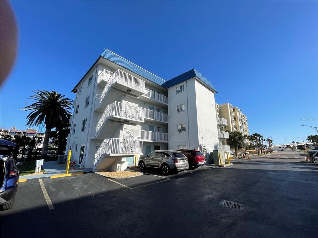 800 BAYWAY BOULEVARD UNIT 14
