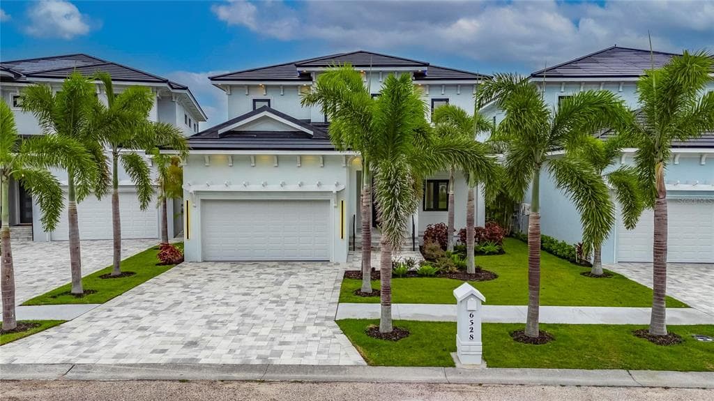 6528 SIMONE SHORES CIRCLE APOLLO BEACH, FL 33572