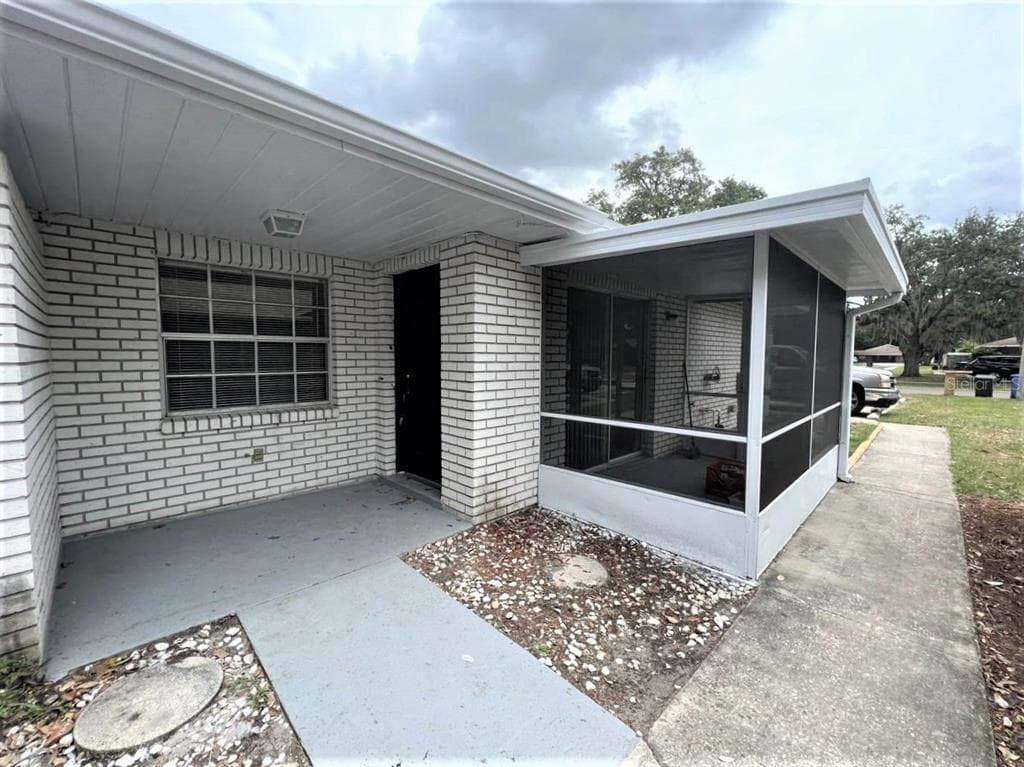 3147 BLOOMINGDALE VILLAS COURT BRANDON, FL 33511