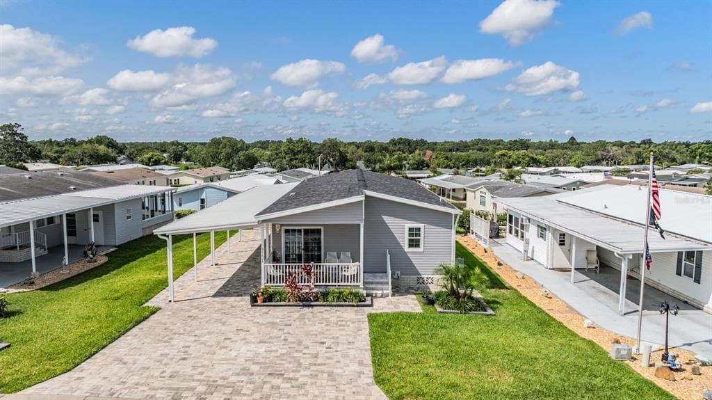 37624 LANDIS AVENUE ZEPHYRHILLS, FL 33541