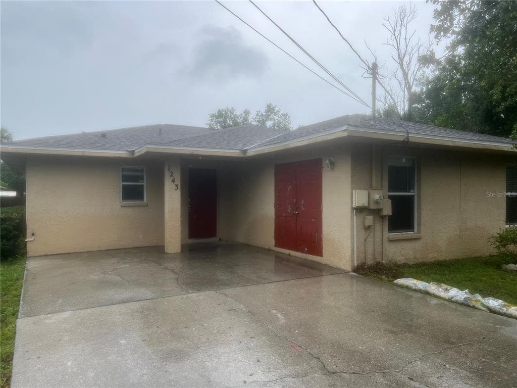 1243 31ST AVENUE E BRADENTON, FL 34208