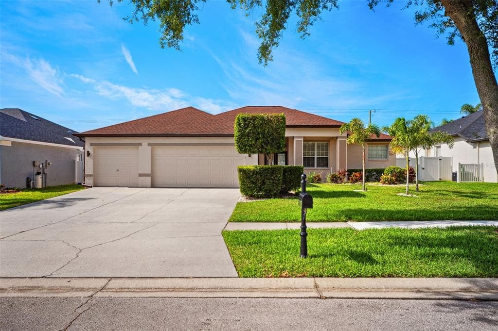 2814 DUNCAN TREE CIRCLE VALRICO, FL 33594