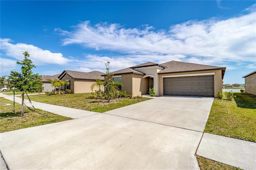 1020 ANCHOR BEND DRIVE RUSKIN, FL 33570
