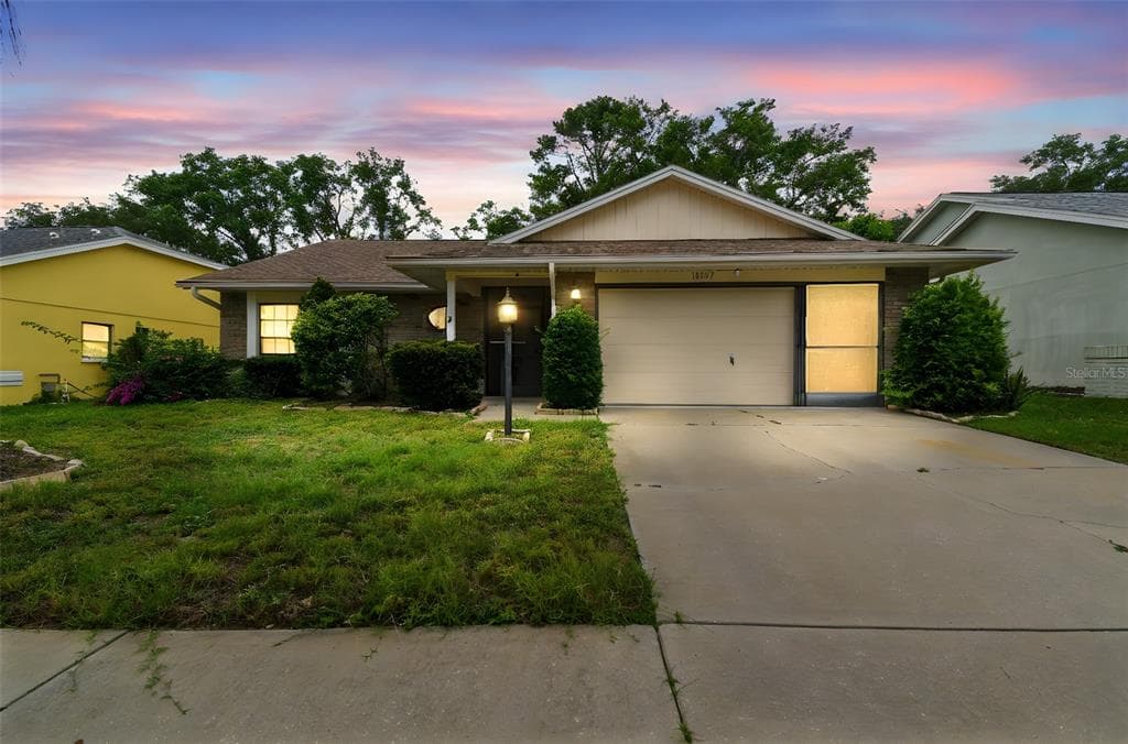 13127 TOPFLITE COURT