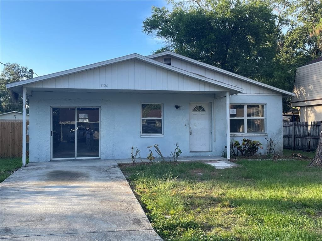 5124 CHILKOOT STREET TAMPA, FL 33617