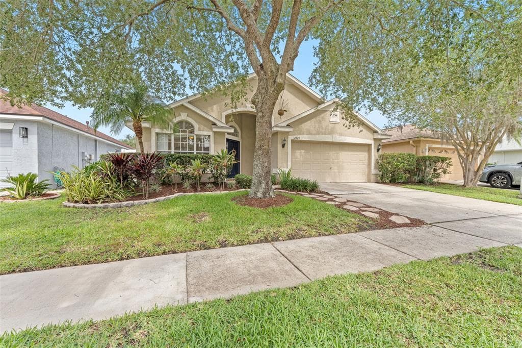 12229 COLDSTREAM LANE TAMPA, FL 33626