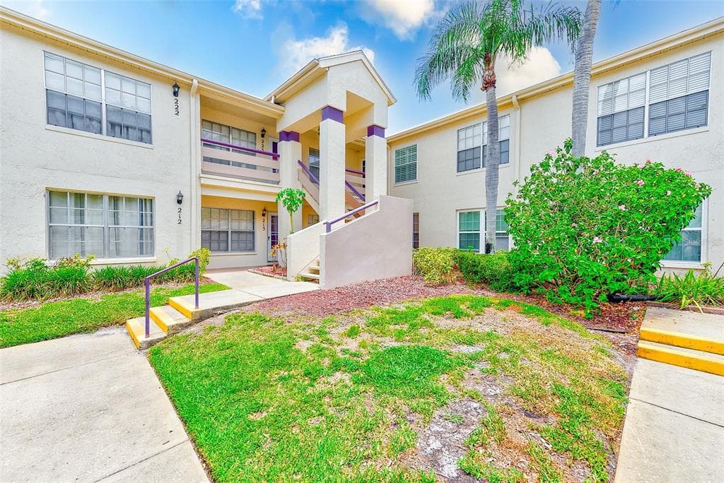 7823 HARDWICK DRIVE UNIT 224 NEW PORT RICHEY, FL 34653