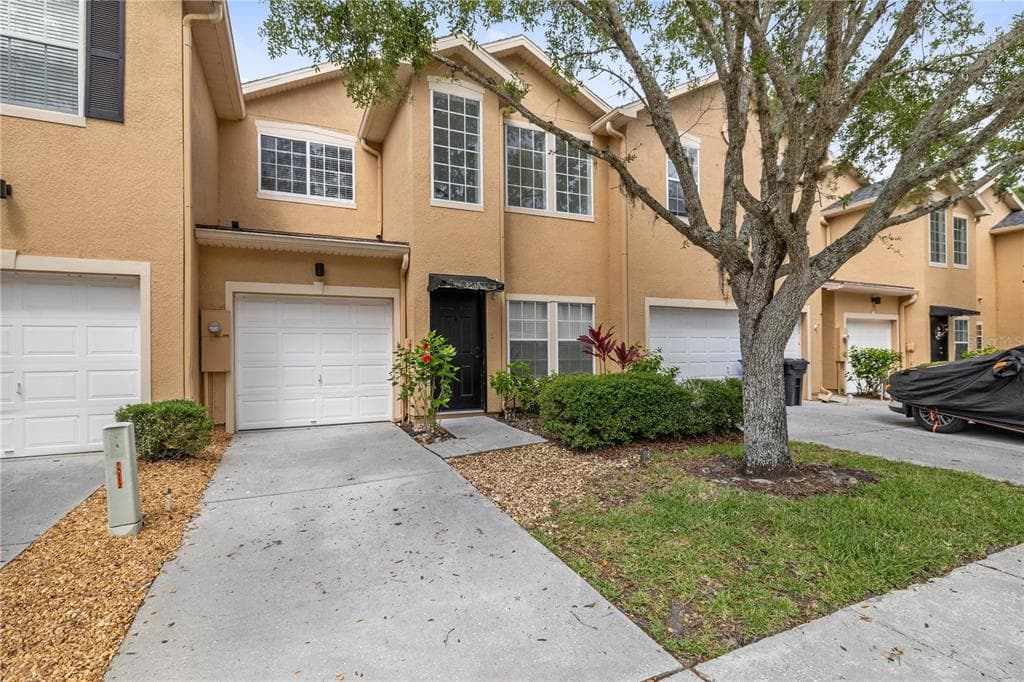 16314 PARKSTONE PALMS COURT TAMPA, FL 33647
