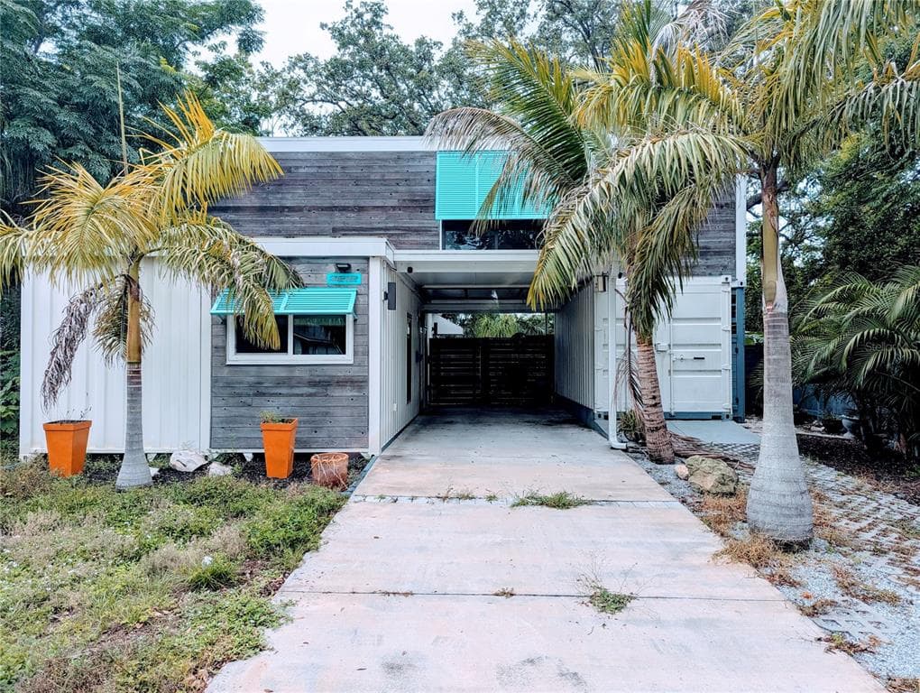 3612 BISHOP EDDIE NEWKIRK WAY TAMPA, FL 33605