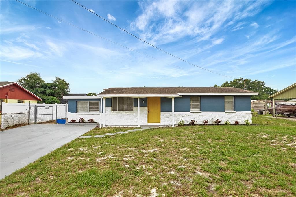 3204 DODGE STREET TAMPA, FL 33605