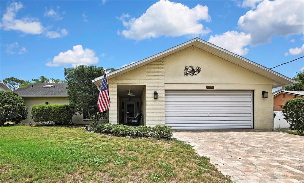 4072 EVERETT AVENUE SPRING HILL, FL 34609