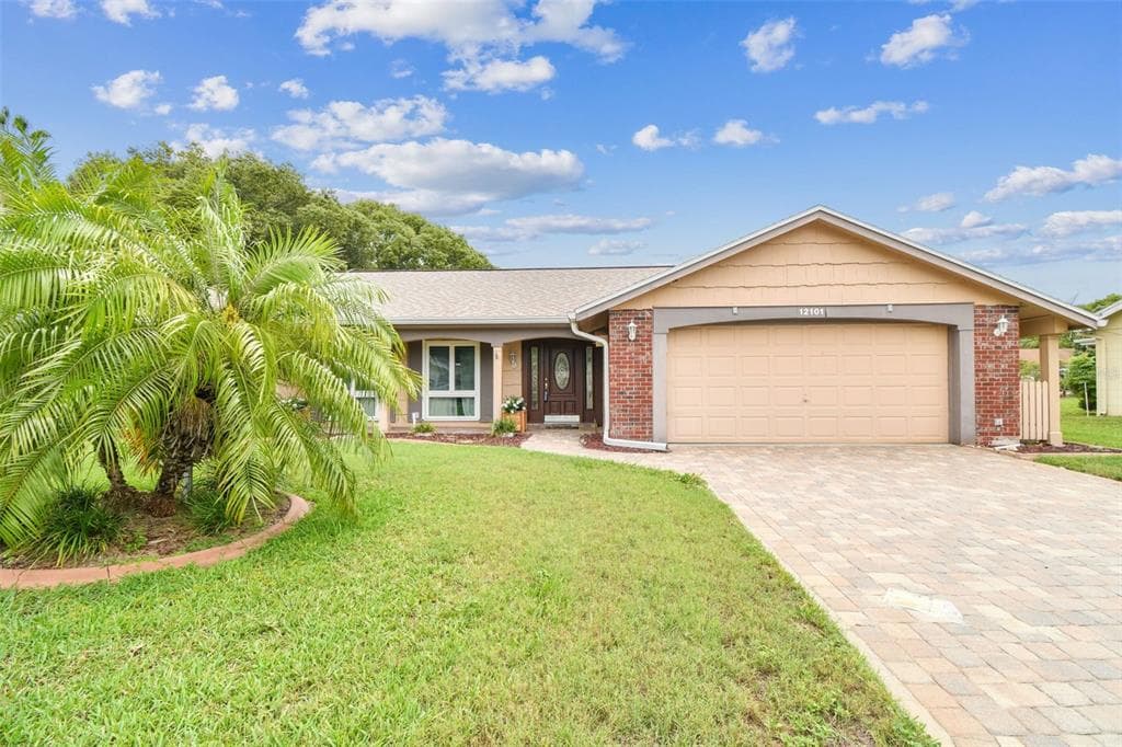 12101 MEADOWBROOK LANE HUDSON, FL 34667
