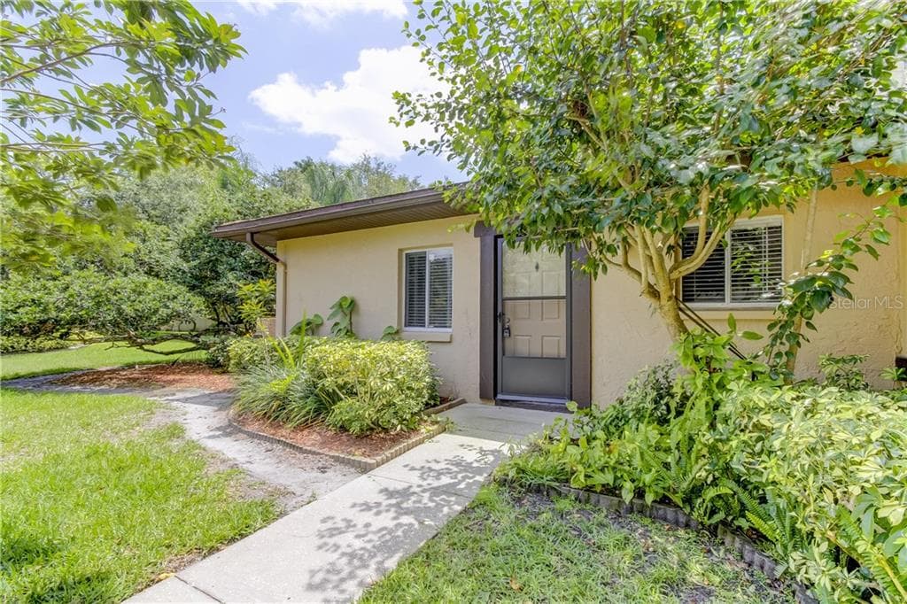 2945 LICHEN LANE UNIT A CLEARWATER, FL 33760