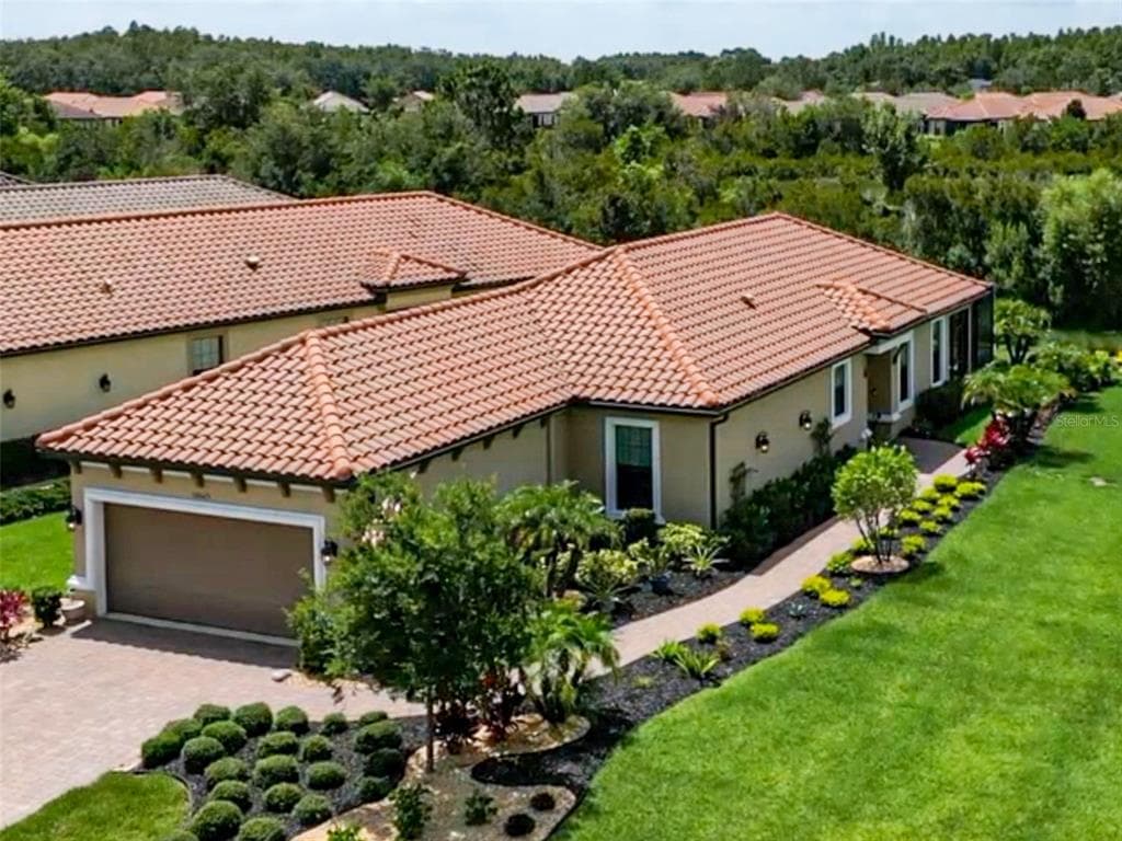 20025 CALLISTO HILL PLACE TAMPA, FL 33647